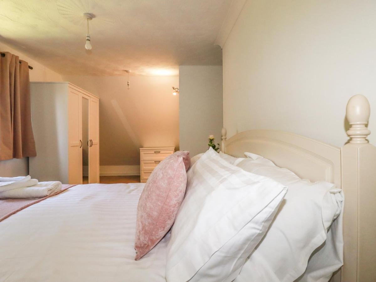 Chyrosen Villa Redruth Bagian luar foto
